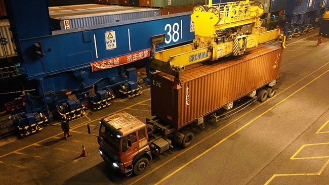 Liaoning Port Group's cargo throughput passes 43 million tons.jpg