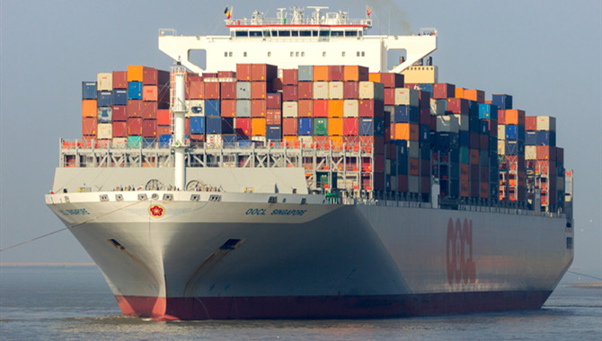 OOCL makes adjustments to two services on its Trans-Pacific trade.jpg